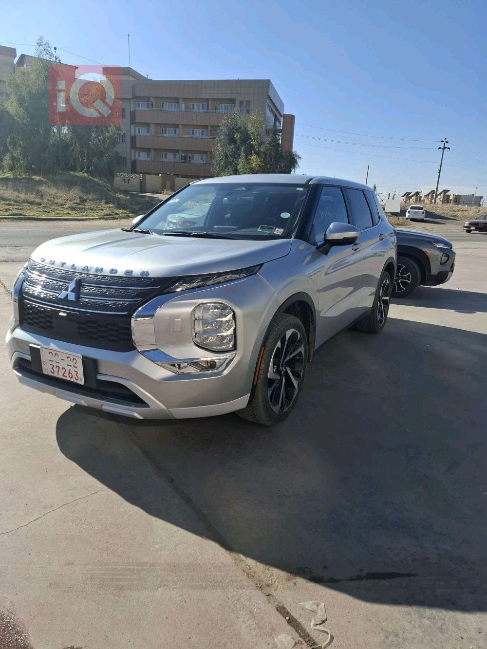میتسوبیشی ئاوتلاندەر